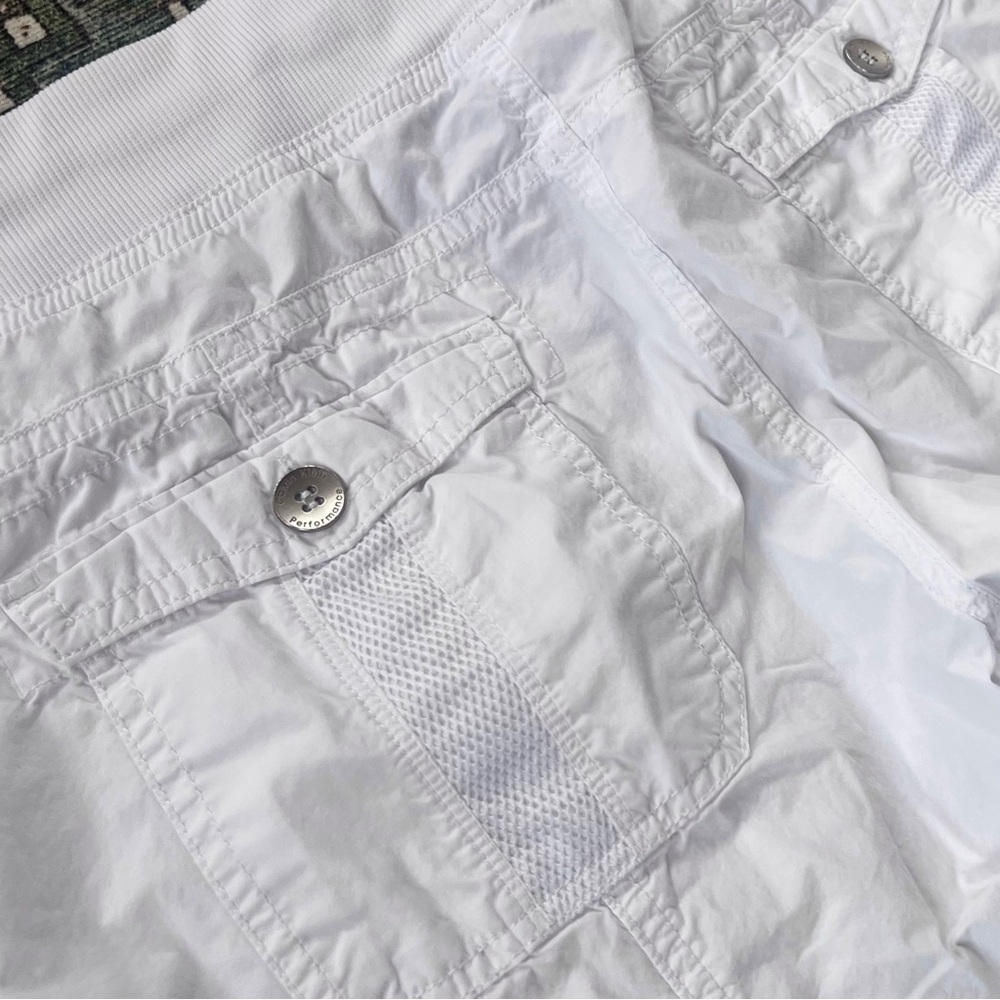 Calvin Klein Performance Convertible Poplin Capri Pants in White & Periwinkle - Picture 6 of 14